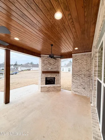 $719,900 | 104 Herons Bay Circle, Madison, MS 39110