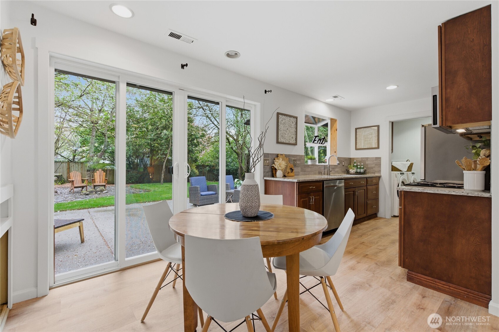 22421 18th Avenue Southeast Bothell, WA 98021 - Photo 11 of 37