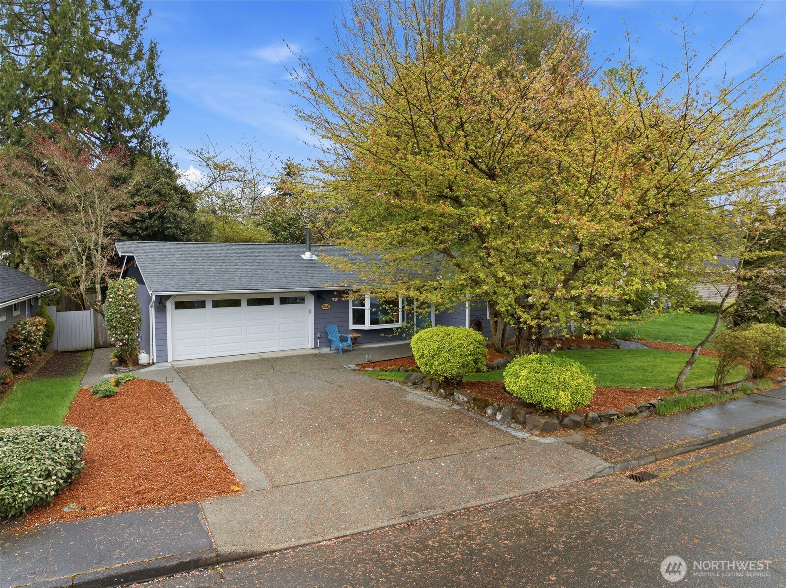 22421 18th Avenue Southeast Bothell, WA 98021 - Photo 2 of 37