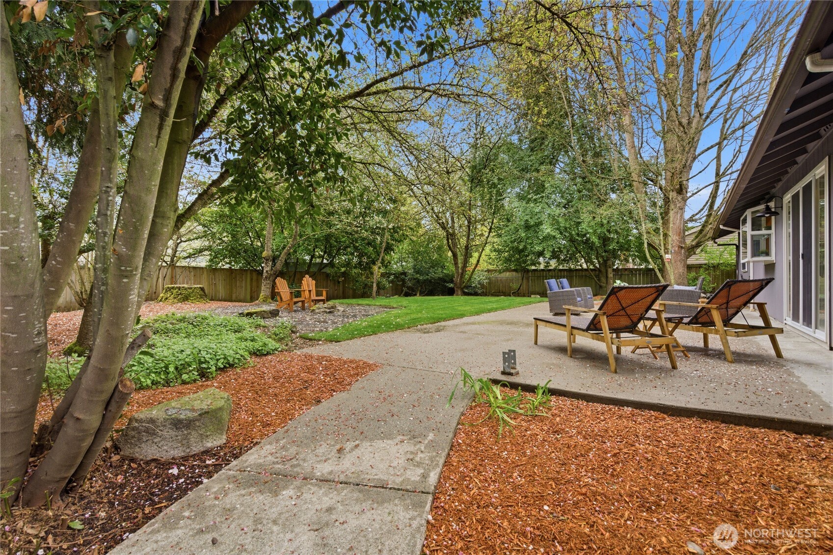 22421 18th Avenue Southeast Bothell, WA 98021 - Photo 27 of 37