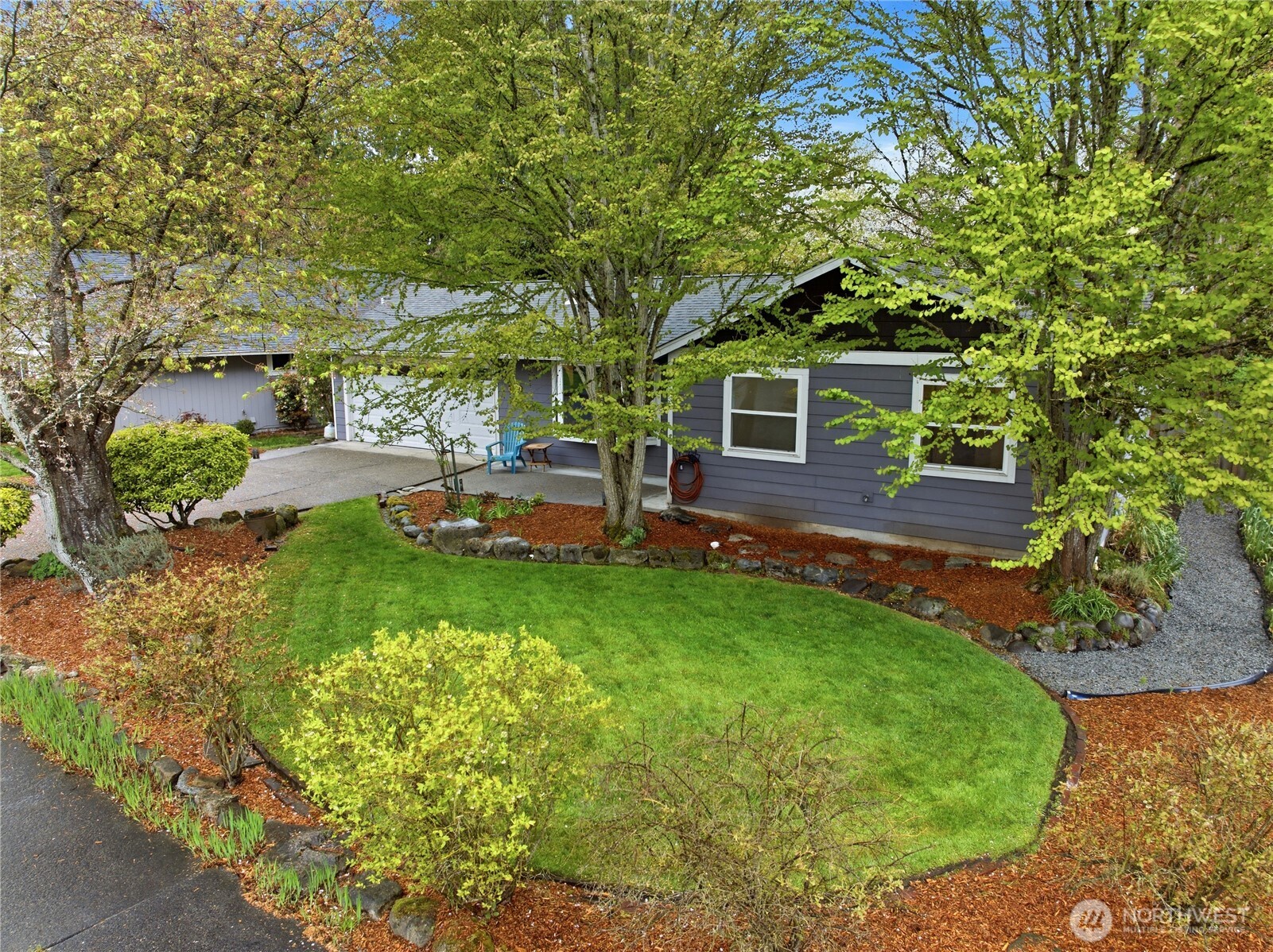 22421 18th Avenue Southeast Bothell, WA 98021 - Photo 3 of 37