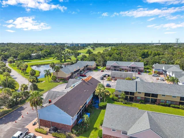 $110,000 | 200 Country Club Drive, Unit 1106, Largo, FL 33771