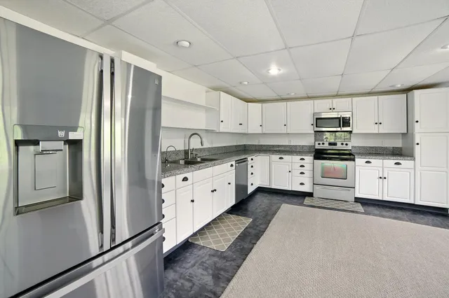 $450,000 | 2350 155th Avenue, Morley, MI 49336