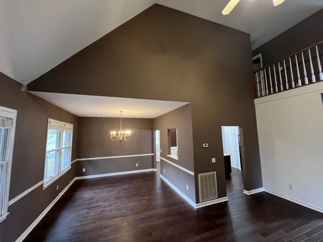 $485,000 | 501 South Lakeridge Place, Nashville, TN 37214