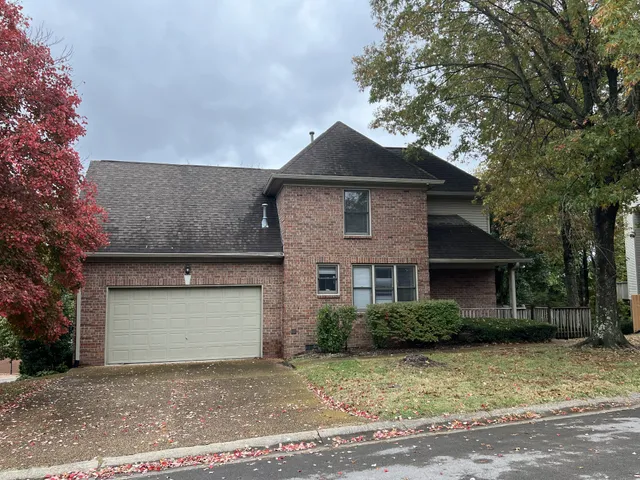 $485,000 | 501 South Lakeridge Place, Nashville, TN 37214