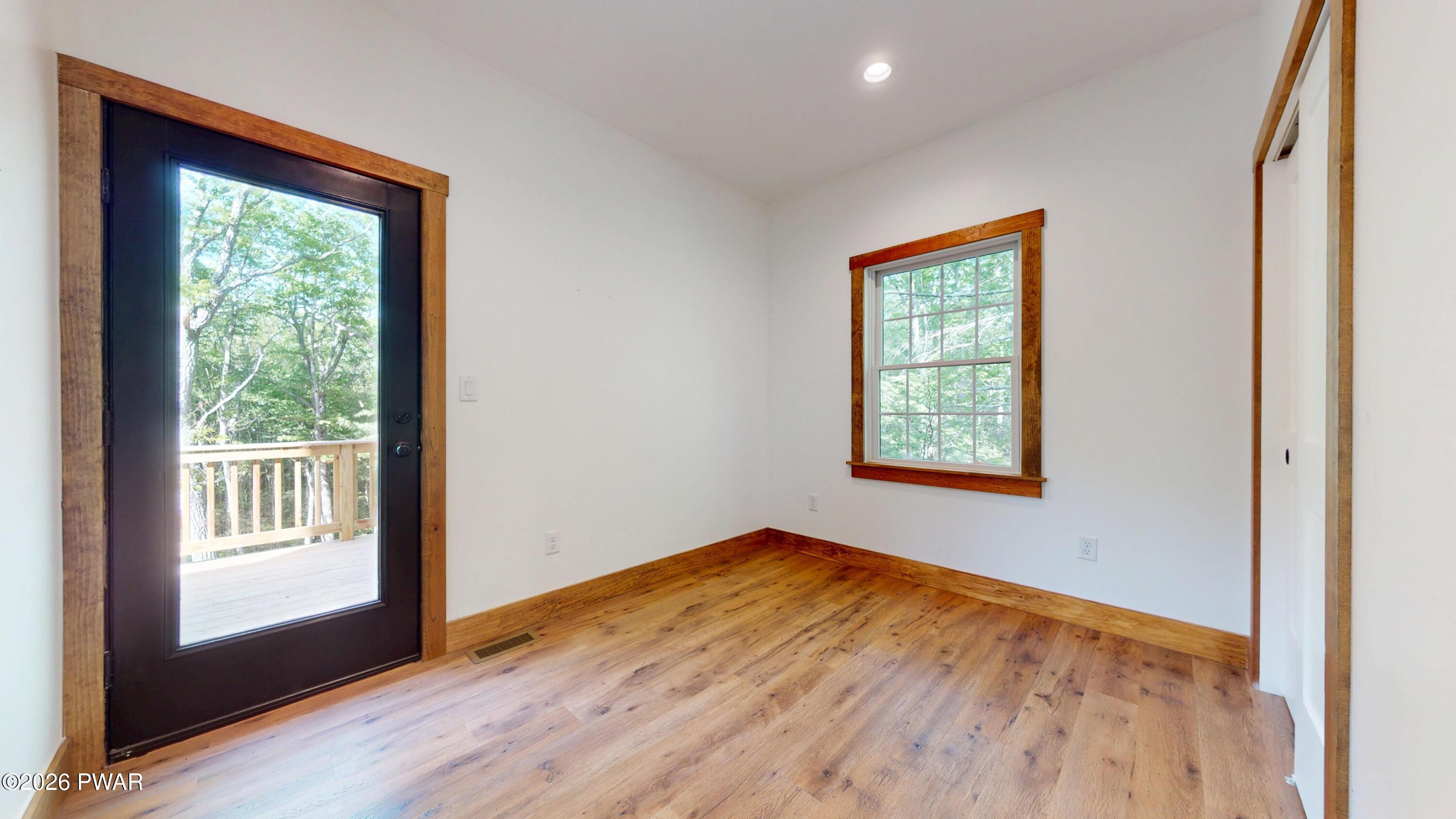 102 Pawnee Road Shohola, PA 18458 - Photo 13 of 61