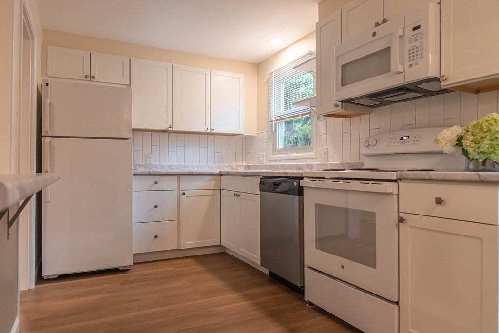 144 Blanchard Road Belmont, MA 02478 - Photo 3 of 24