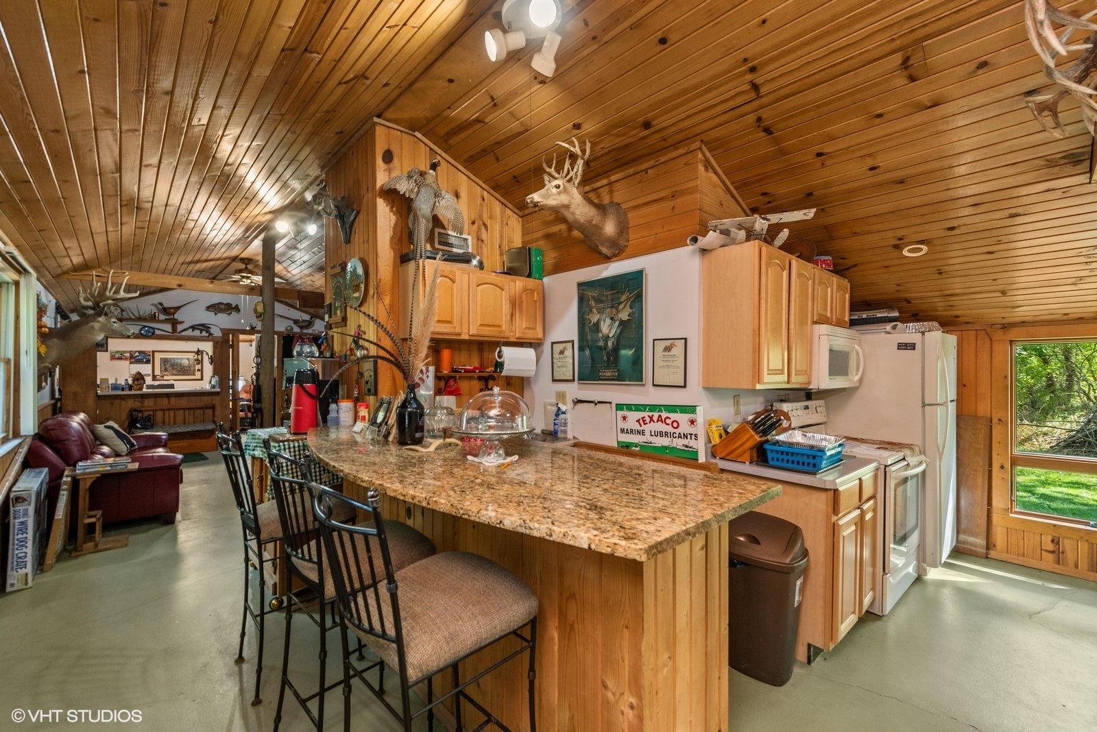 N3317 Schmidt Road Jefferson, WI 53549 - Photo 40 of 51 a view of a chairs and table in the patio