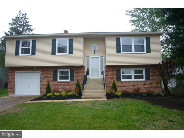 27 Craig Road New Castle, DE 19720 - Photo 1 of 25 Gallery Image 1
