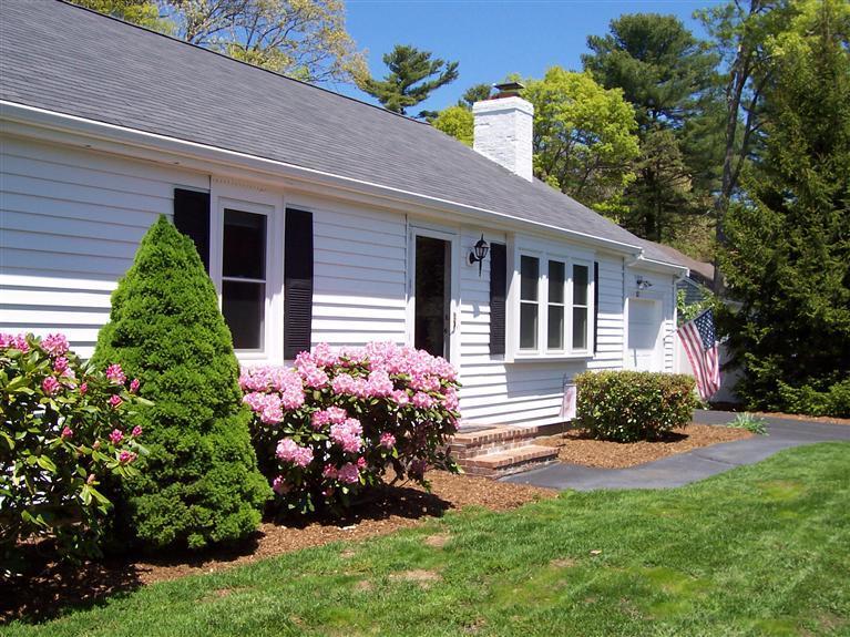 82 Merideth Way Centerville, MA 02632 - Photo 1 of 24 Primary Photo