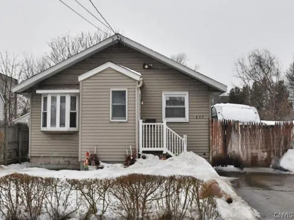 $95,400 | 407 Bear Street, Syracuse, NY 13208