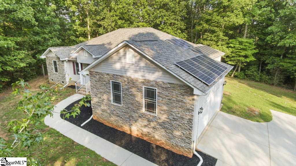 7 Tomahawk Trail Anderson, SC 29621 - Photo 3 of 36