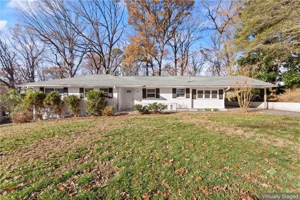$2,100 | 2352 Elmwood Circle Southeast, Atlanta, GA 30339