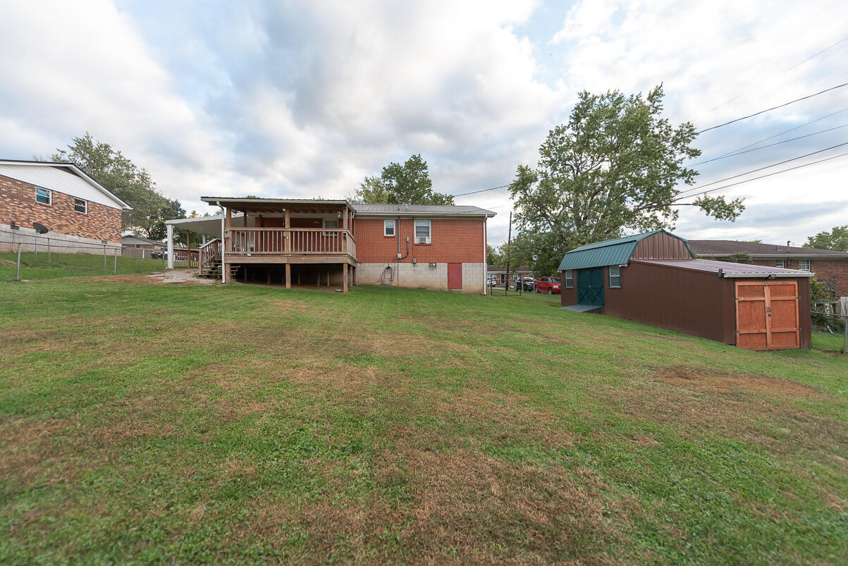 116 Hill N Dell Road Paris, KY 40361 - Photo 11 of 33 116HillNDell-12