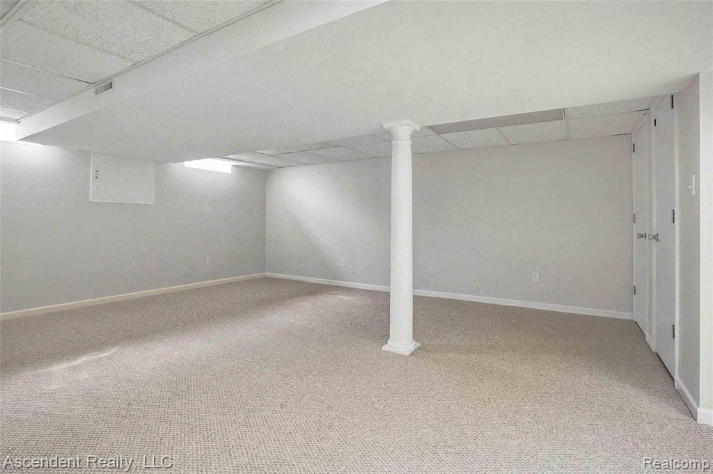 435 Parkland Drive Rochester, MI 48307 - Photo 26 of 32