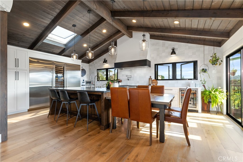 8214 Bass Point Road Bradley, CA 93426 - Photo 15 of 68 kitchen breakfast bar and dining table