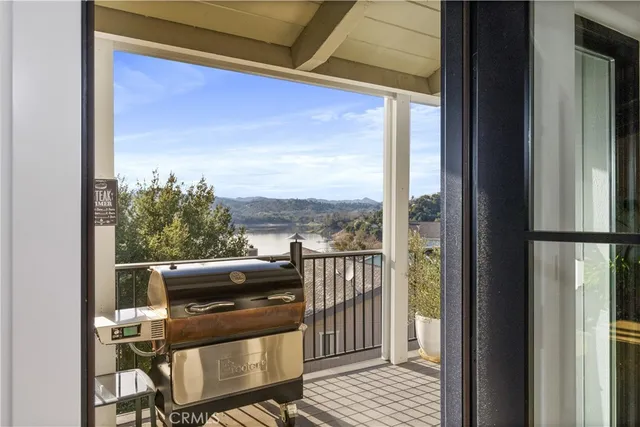 $1,500,000 | 8214 Bass Point Road, Bradley, CA 93426