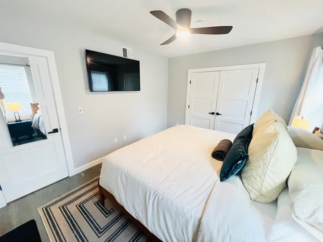 $2,250 | 47-49 Walnut Street, Unit 1R, Boston, MA 02122