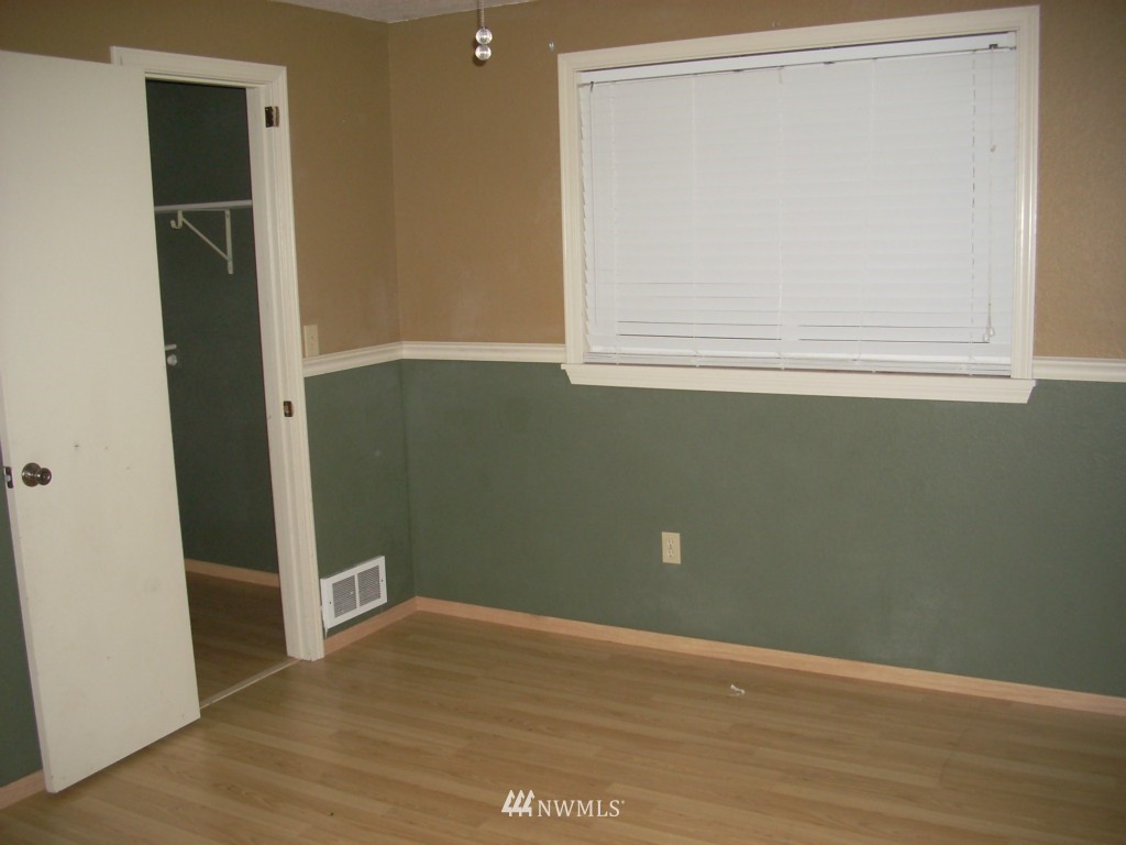 22533 12th Place West Bothell, WA 98021 - Photo 14 of 15