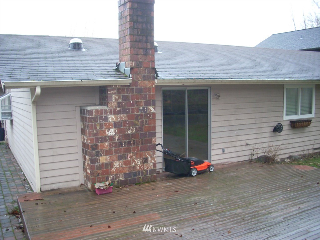 22533 12th Place West Bothell, WA 98021 - Photo 3 of 15