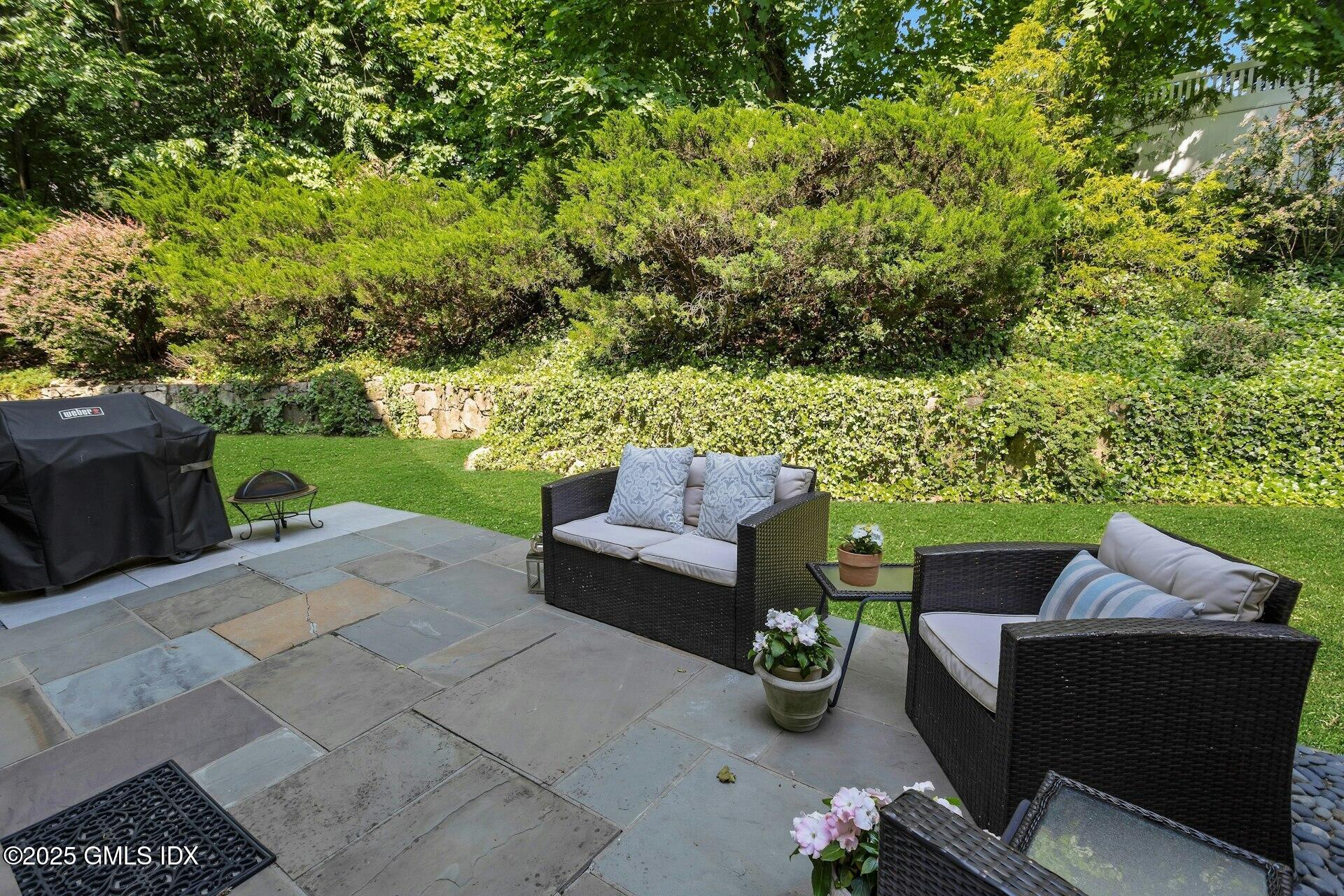 32 Meyer Place Riverside, CT 06878 - Photo 25 of 26 047-483445-_X0A3229_14178271