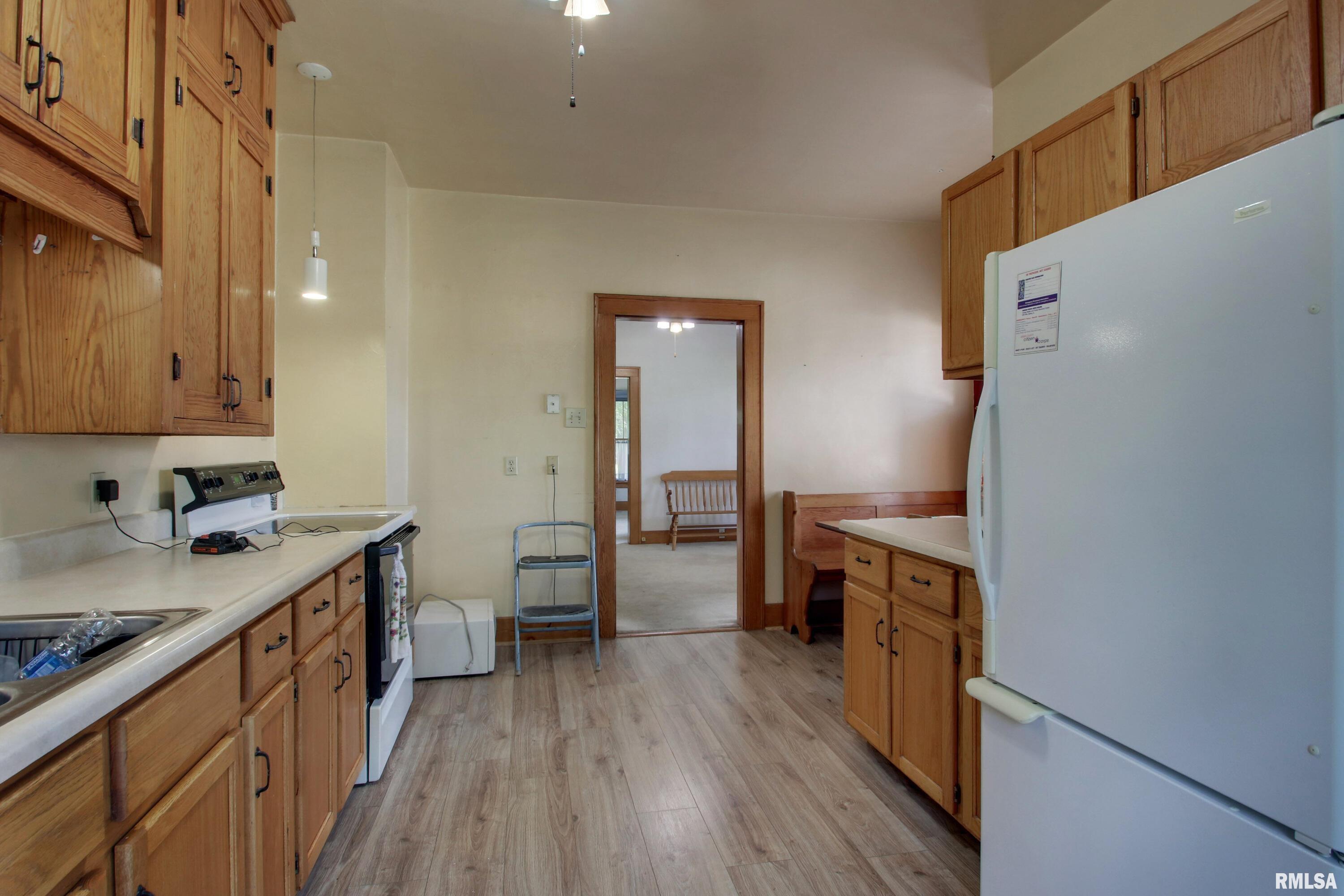 401 West 4th Street Golden, IL 62339 - Photo 10 of 22 Gallery Image 10