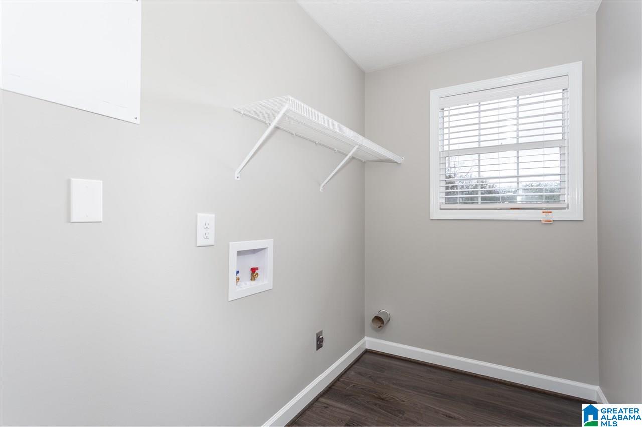 663 Turner Road Anniston, AL 36201 - Photo 10 of 37