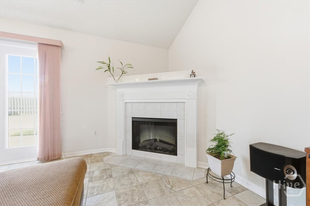 143 Carlisle Way Savannah, GA 31419 - Photo 6 of 44