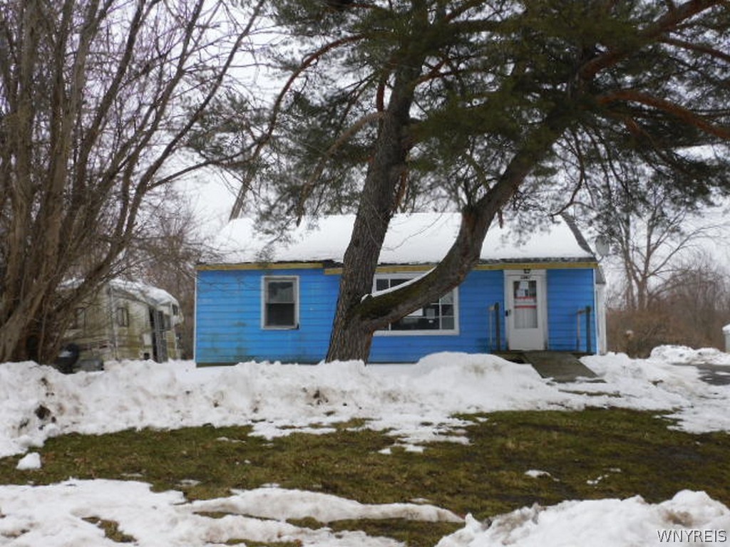 1561 Tuscarora Road Niagara, NY 14304 - Photo 8 of 8