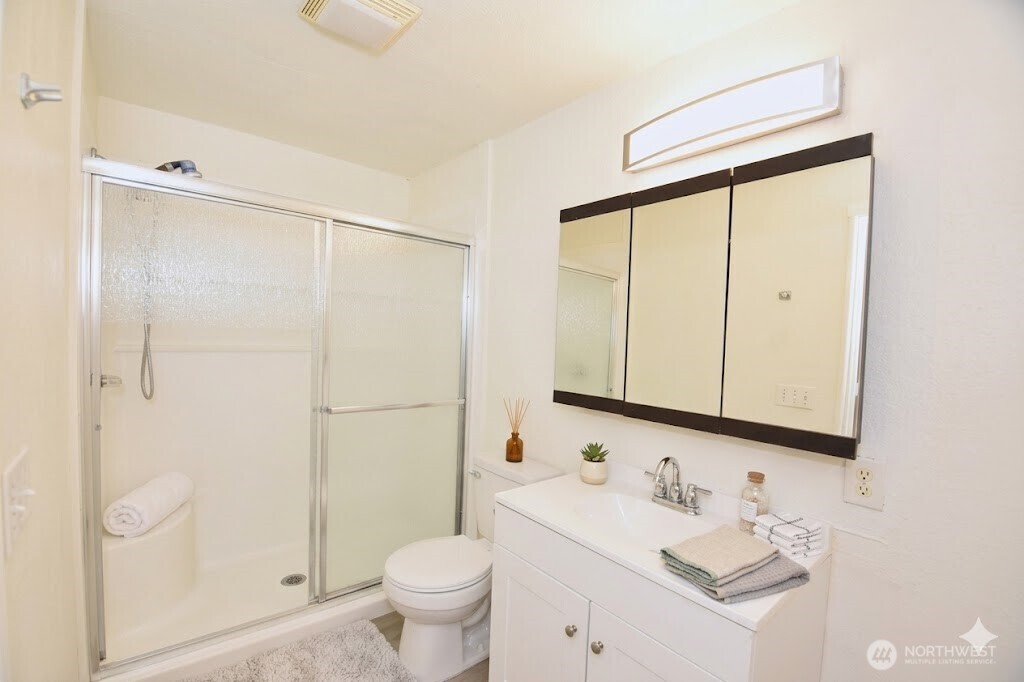 2629 Rucker Avenue, Unit 3 Everett, WA 98201 - Photo 7 of 15
