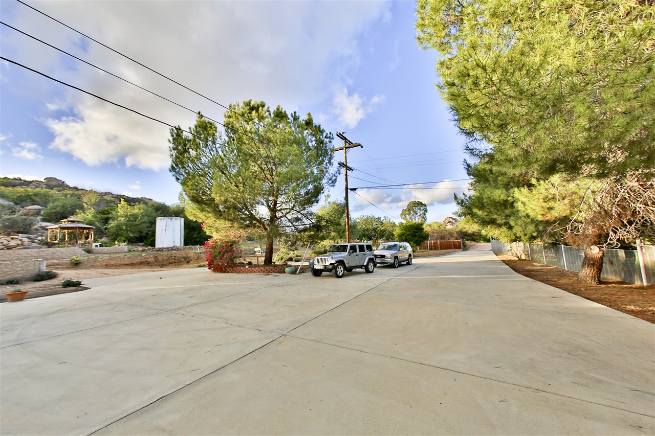 13090 Old Barona Road Lakeside, CA 92040 - Photo 15 of 24 Gallery Image 15