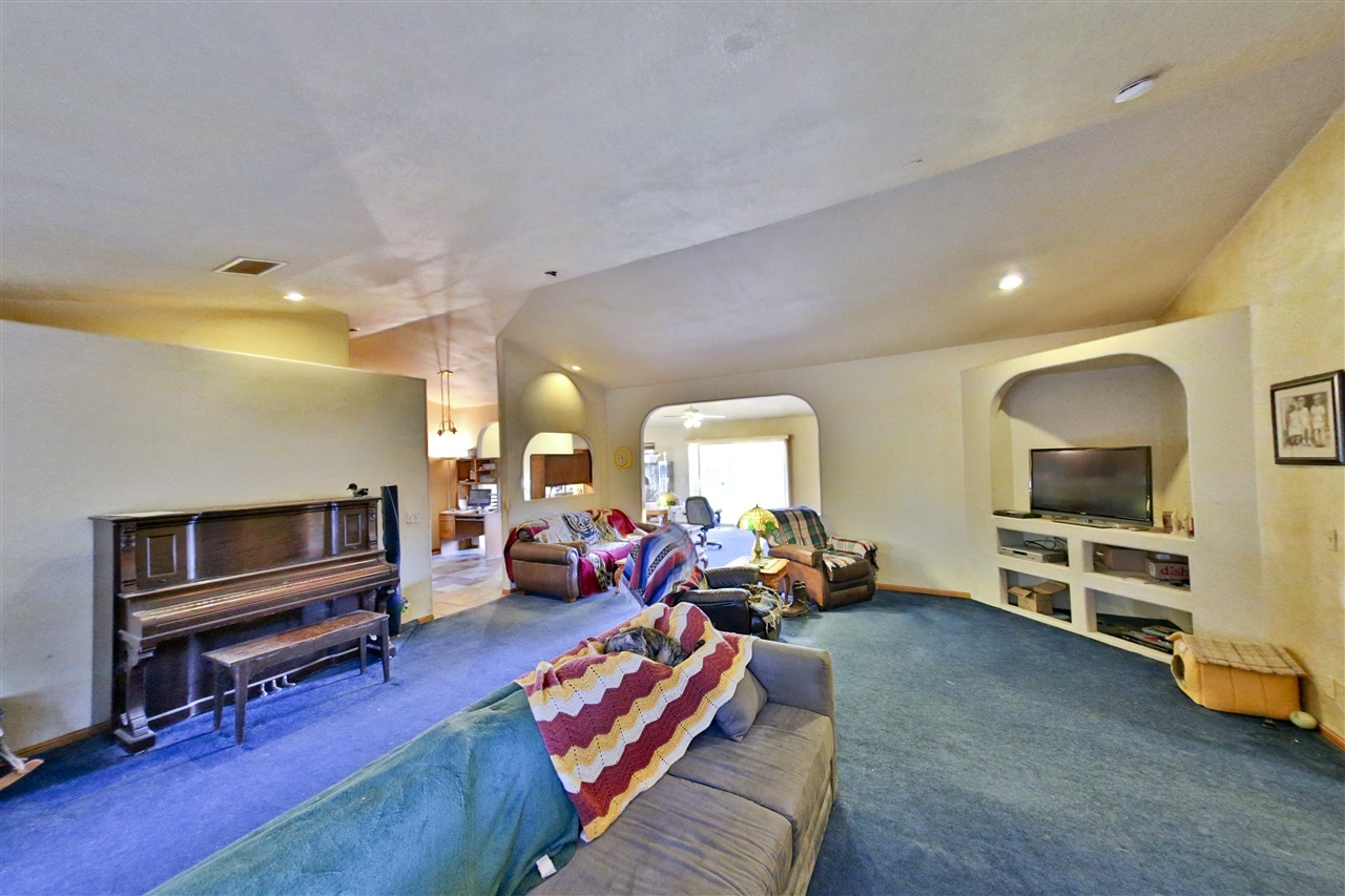 13090 Old Barona Road Lakeside, CA 92040 - Photo 17 of 24 Gallery Image 17
