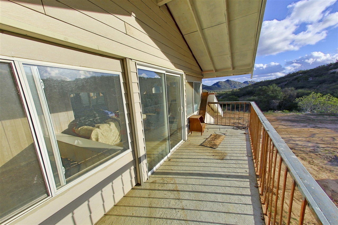 13090 Old Barona Road Lakeside, CA 92040 - Photo 9 of 24 Gallery Image 9