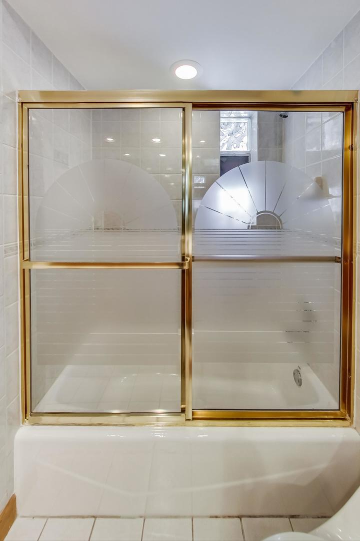 715 Lamon Avenue Wilmette, IL 60091 - Photo 33 of 54