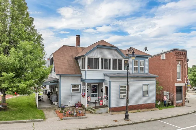 $550,000 | 163-165 Main Street, Pembroke, NH 03275