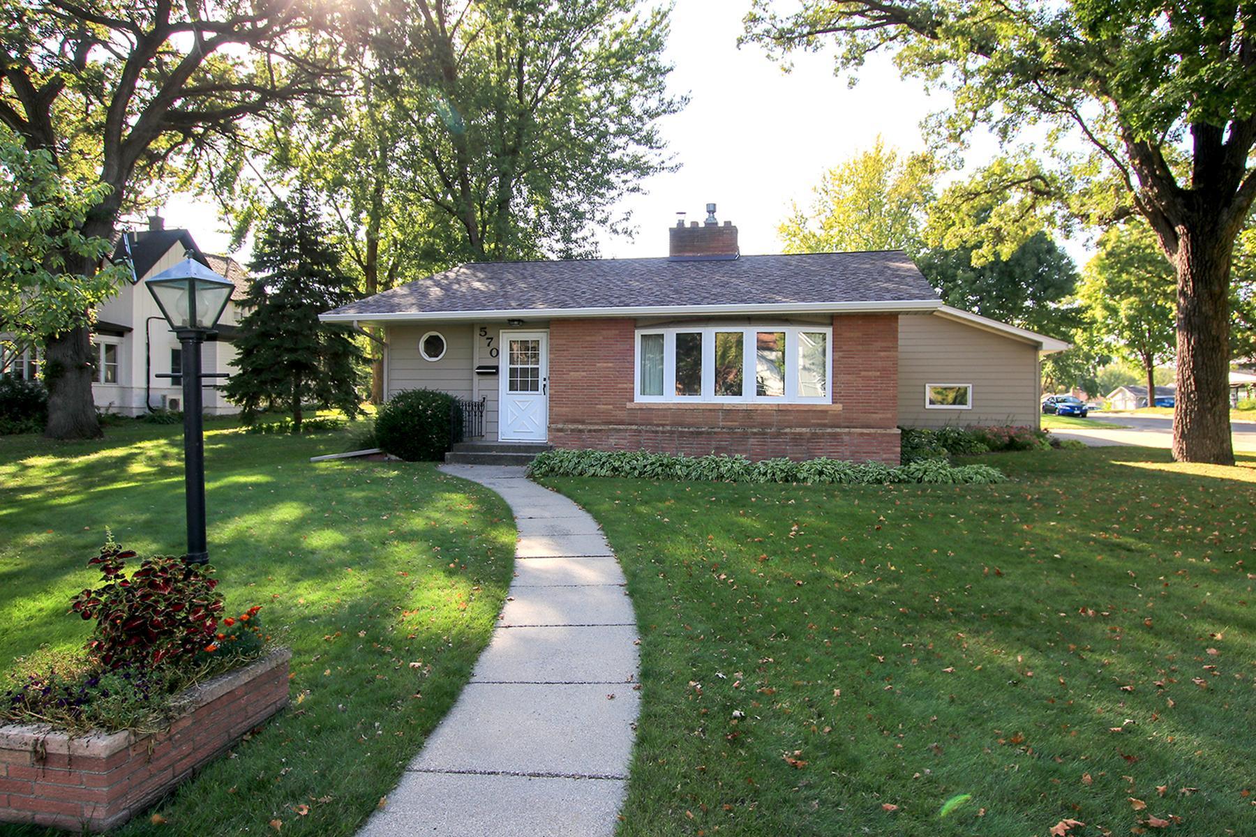 570 Lynn Road Southwest Hutchinson, MN 55350 - Photo 1 of 1 Gallery Image 1