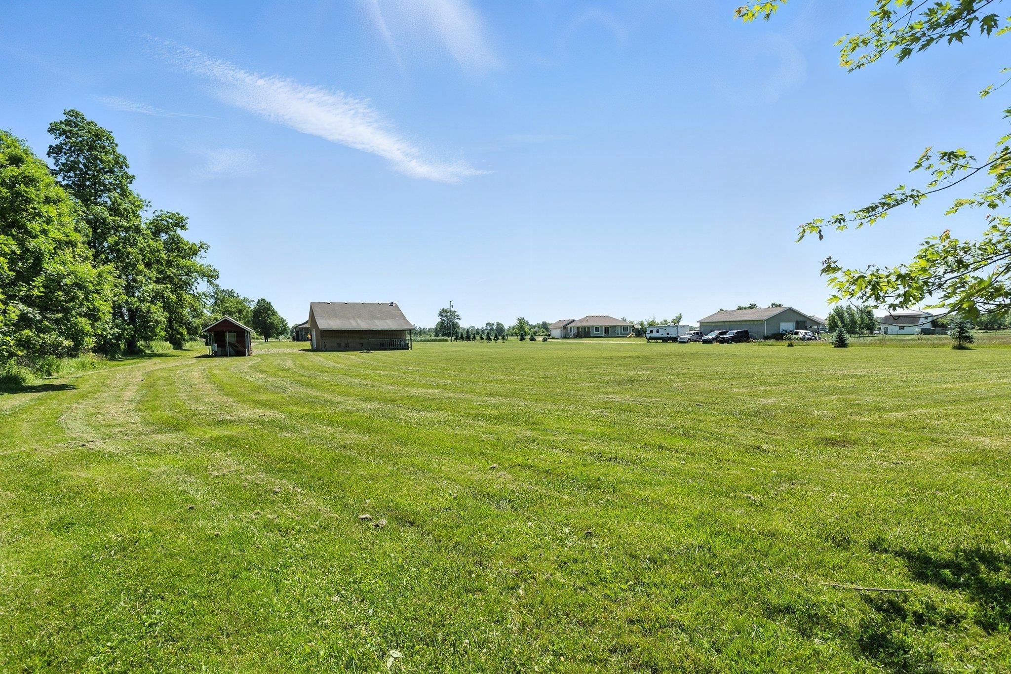 2117 Eagling Road Memphis, MI 48041 - Photo 10 of 36 50179474-6775d9be-83ad-4d4a-b52c-4e46a4da9010.JPG