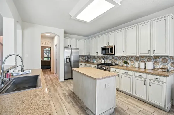 $484,500 | 24214 Pine Canyon Falls Circle, Tomball, TX 77375