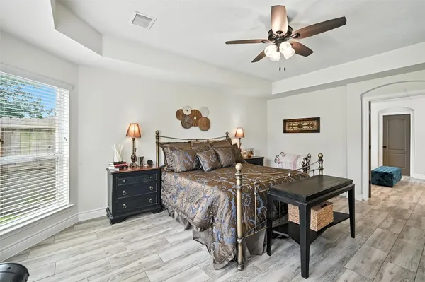 $484,500 | 24214 Pine Canyon Falls Circle, Tomball, TX 77375
