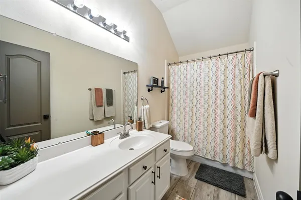 $484,500 | 24214 Pine Canyon Falls Circle, Tomball, TX 77375