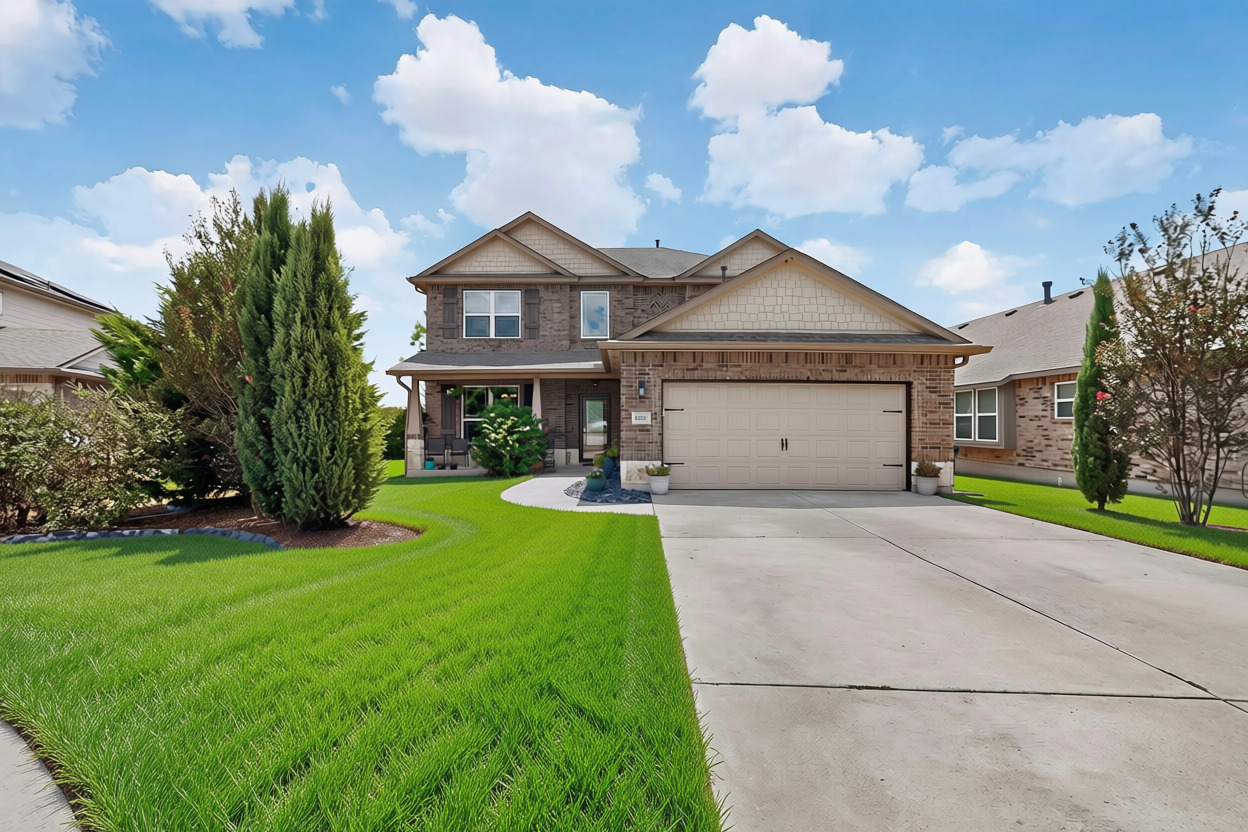 6017 Roma Street Round Rock, TX 78665 - Photo 2 of 40 Lawn has been digitally enhanced