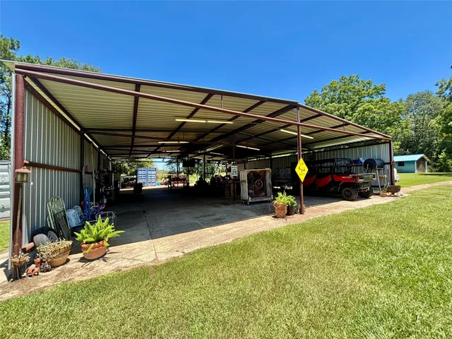 a view of a outdoor space