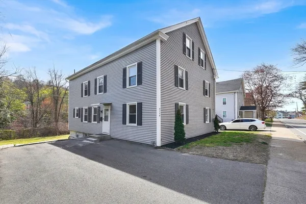 $339,900 | 4129-4131 Church Street, Thorndike, MA 01079
