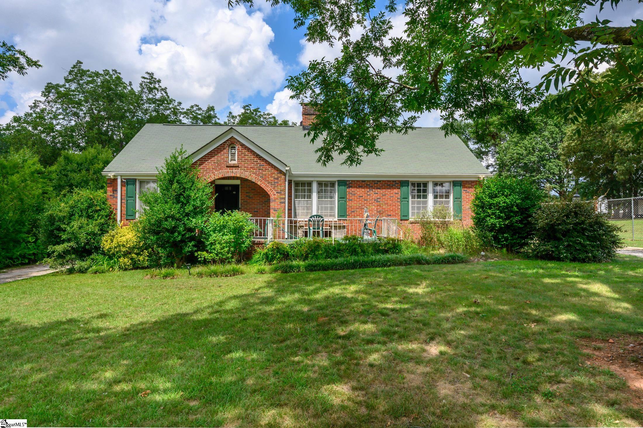 5620 Augusta Road Greenville, SC 29605 - Photo 2 of 36 Gallery Image 2