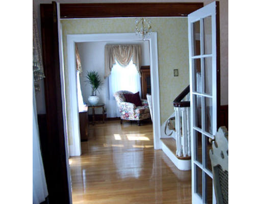 34 Circuit Road Winthrop, MA 02152 - Photo 3 of 8 Gallery Image 3