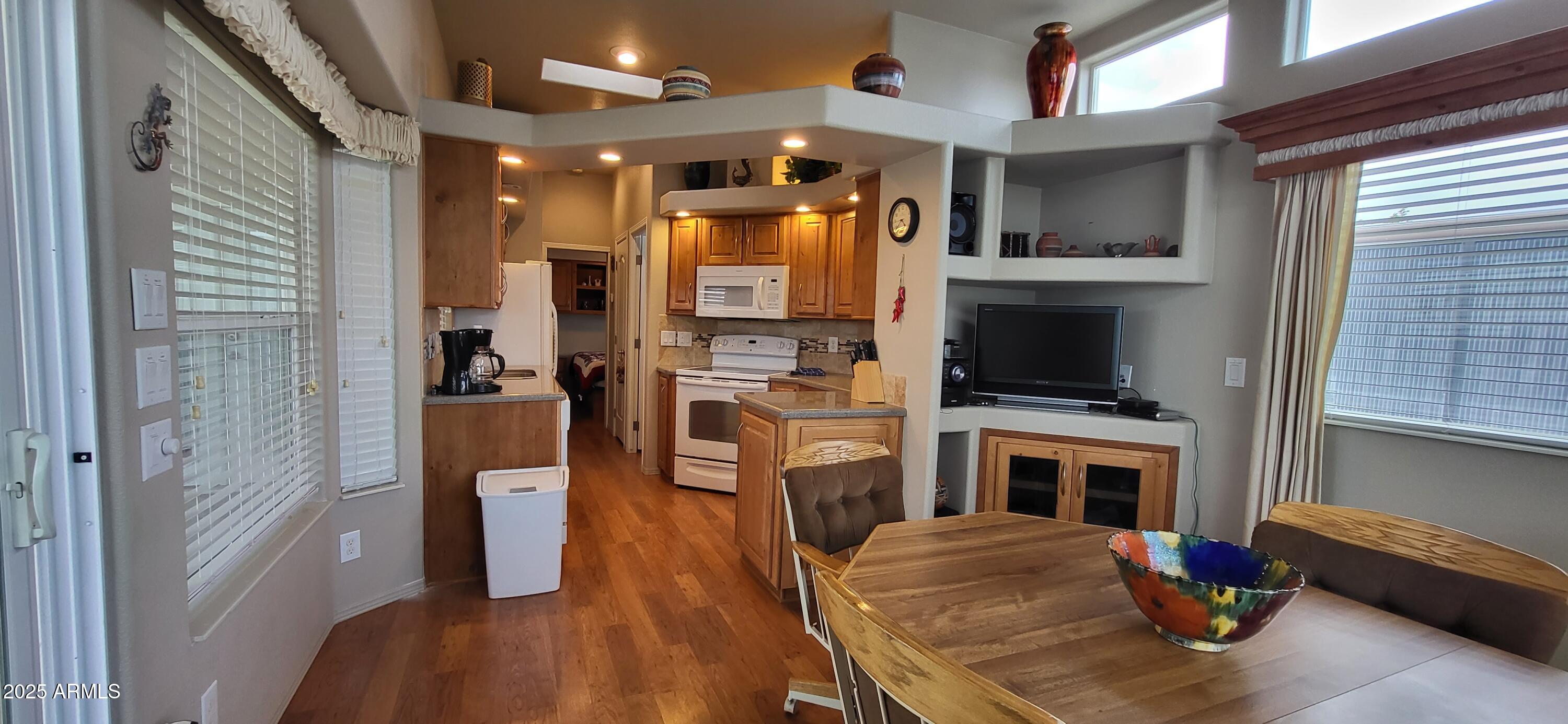 111 South Greenfield Road, Unit 166 Mesa, AZ 85206 - Photo 4 of 28