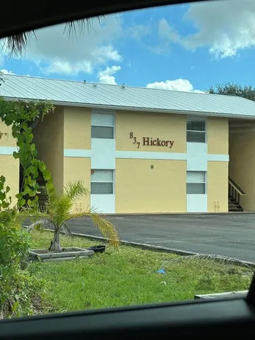 $1,175 | 837 Hickory Street, Unit 1, Melbourne, FL 32901