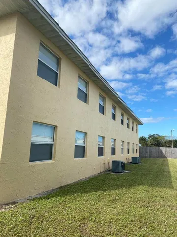 $1,175 | 837 Hickory Street, Unit 1, Melbourne, FL 32901