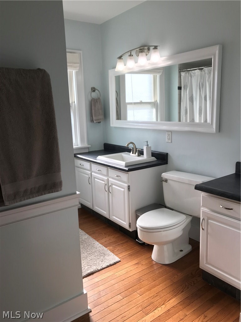 3340 Clarendon Road Cleveland, OH 44118 - Photo 17 of 24 Bath