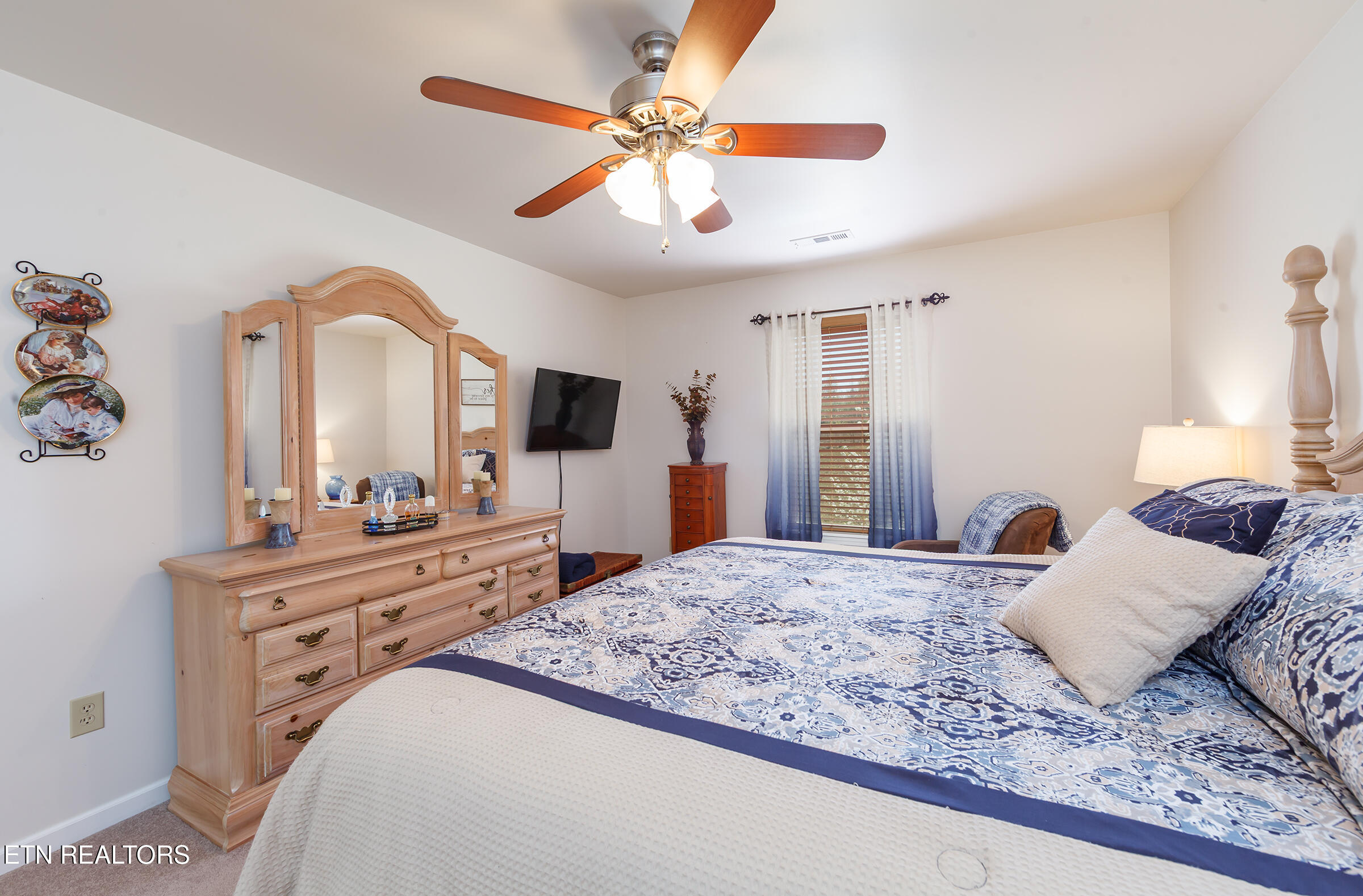 1505 Indian Warpath Road Sevierville, TN 37876 - Photo 13 of 60 13 primary bedroom 2